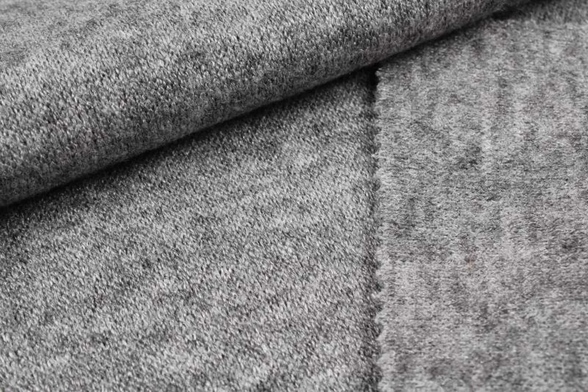 8 Mts Roll - Cashmere Touch Knit (Grey Melange) - OFFER: 10,30€/MT