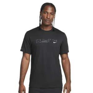 Mens Nike DriFit Rise 365 Kipchoge Tee