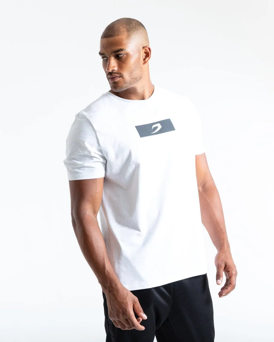 REFLECTIVE STRIKE T-SHIRT WHITE