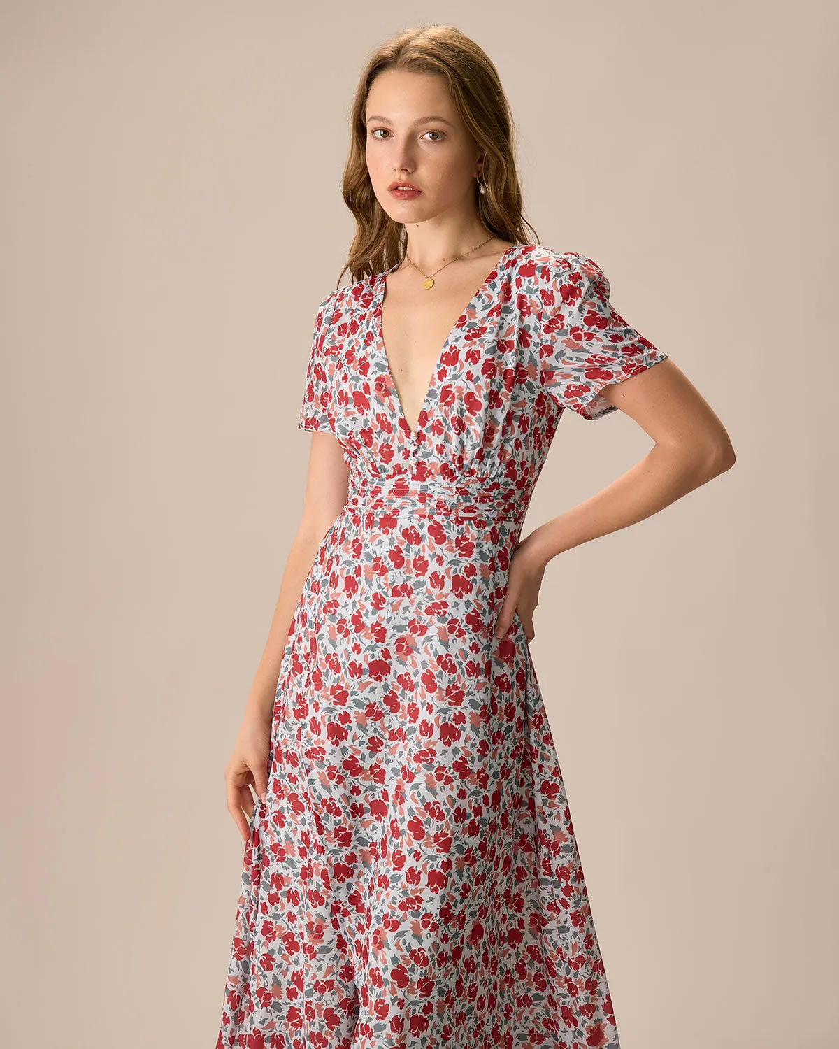 Women's Red V-Neck Ruched Floral Maxi Dress