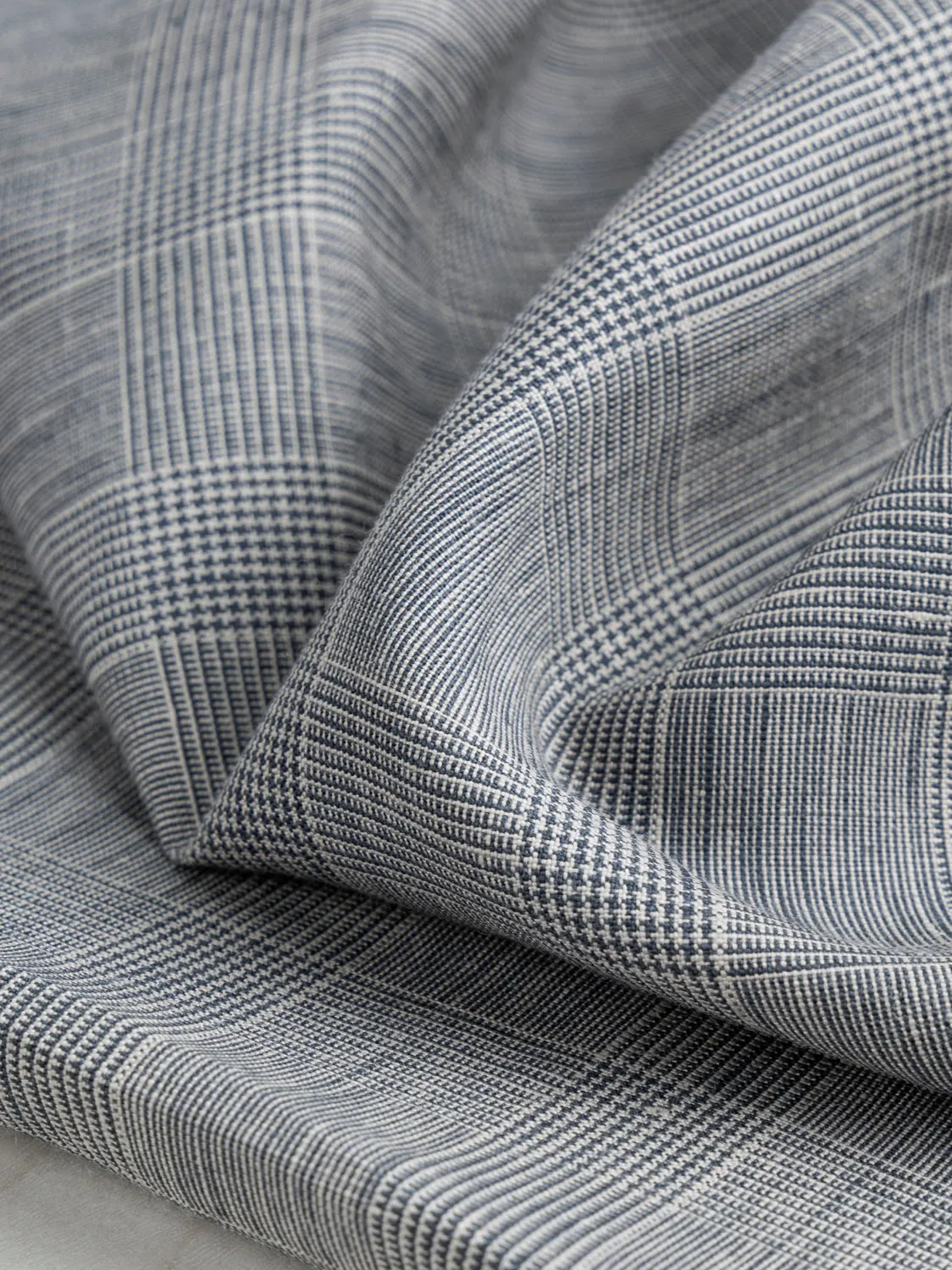 Yarn Dyed Glen Check Irish Linen Suiting Deadstock - Cream   Grey